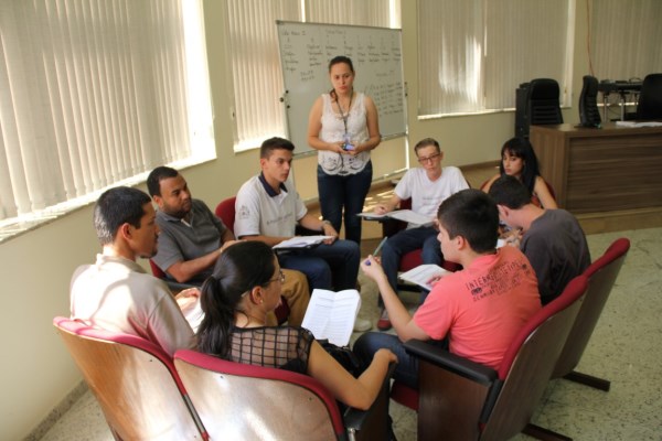 Estudantes se preparam para fase estadual do PJ 