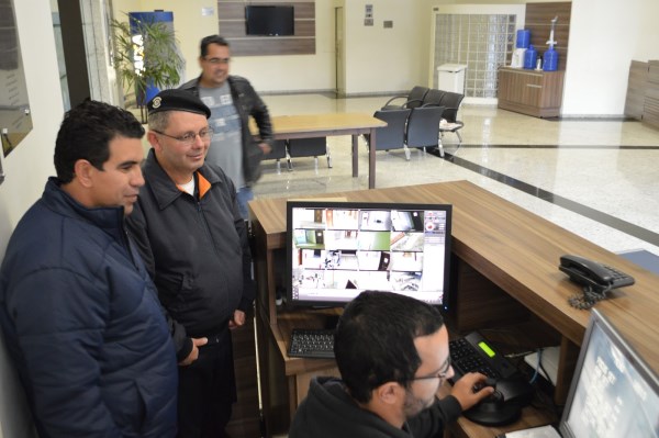 Presidente acompanha trabalho da Guarda 