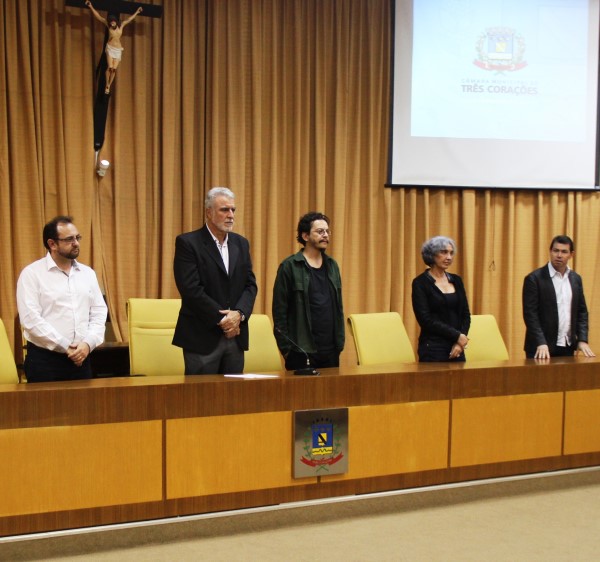 Presidente Adriano da Farmácia participa de solenidade 