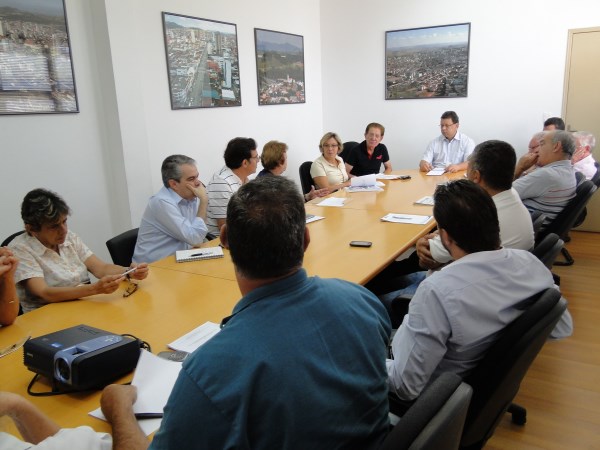 Reunião com entidades filantrópicas (foto:Ascom/Prefeitura)